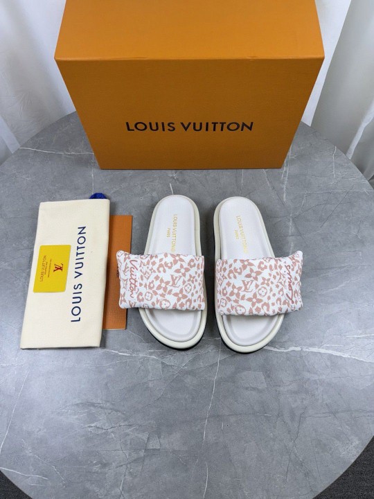 Louis Vuitton sandals-47
